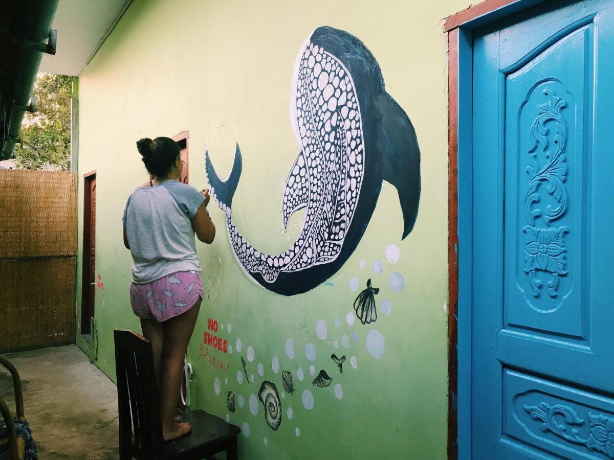 Lucky Sun Saracen Bay Hostel Đảo Koh Rong Samloem Ngoại thất bức ảnh