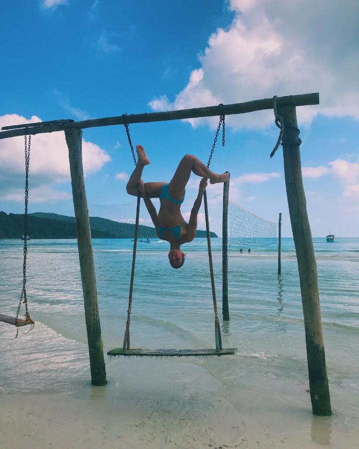 Lucky Sun Saracen Bay Hostel Đảo Koh Rong Samloem Ngoại thất bức ảnh